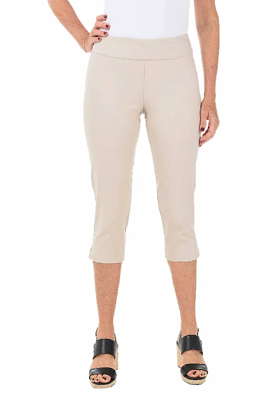 Tight-fitting trousers for men with stretchable material for flexibility and comfort -Pull On Pant In Stone