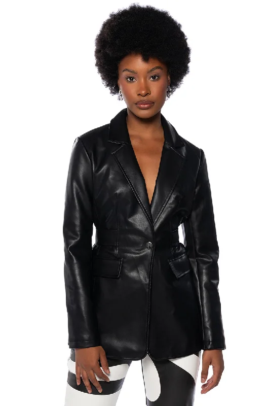 Blazers featuring silk blends feel smooth -CLASSIC PLEATHER BLAZER