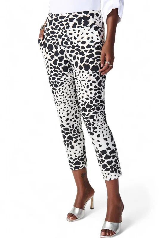 Tight trousers for women with cropped style and chic, modern finish -Animal Print Capris Pant In Vanilla/multi