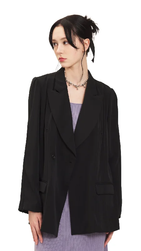 Blazers featuring lightweight knits are comfy -Zipperd Blazer