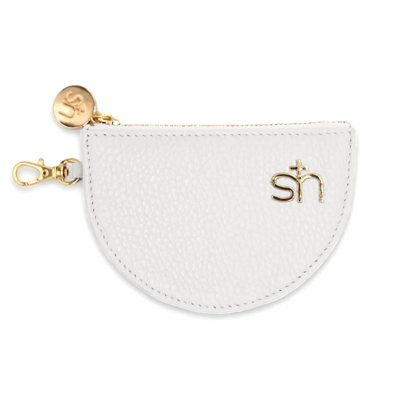 Handle bags with elegant gold-tone hardware -Zip Coin Pouch White