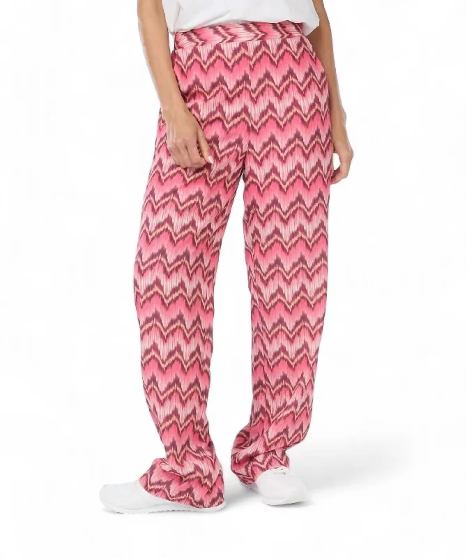 Tight trousers for women with elastic waistband for comfortable all-day wear -Zigzag Trousers In Print