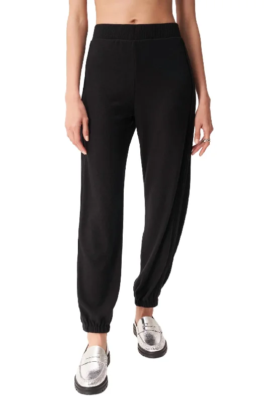 Stretch tight trousers for women with deep waistband for extra comfort and fit -Just Relax Cozy Jogger In Black