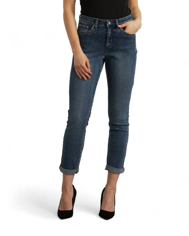 Tapered tight trousers for women with ankle-length fit and minimalist style -Straight Leg Jean In Medium Denim Blue