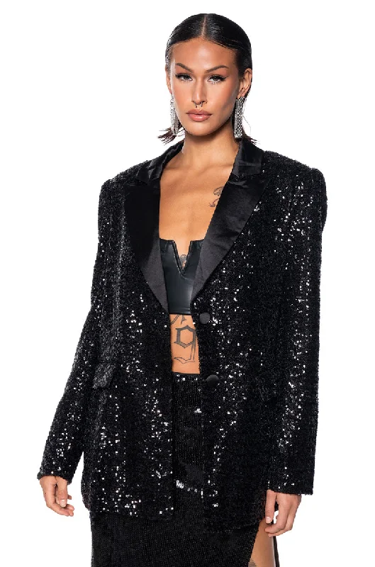 Blazers with patch pockets add charm -MET GALA BLACK SEQUIN BLAZER