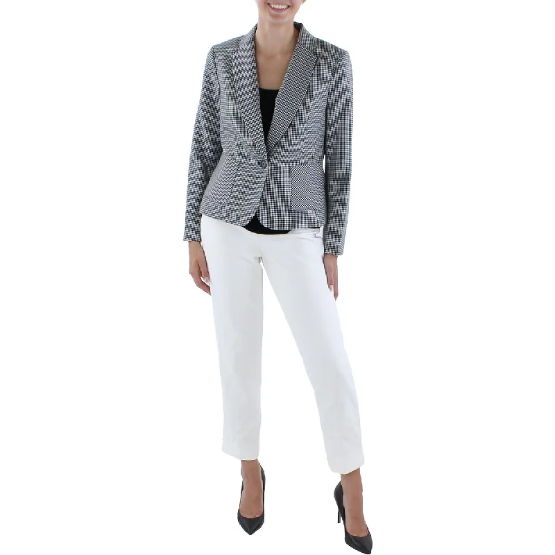 Blazers with slim fits enhance modern looks -Le Suit Womens Petites Houndstooth Notch Collar One-Button Blazer