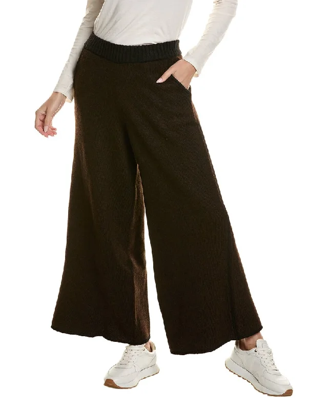 High-waisted tight trousers for women with pleated front and polished design -WeWoreWhat Piped Wide Leg Pull-On Pant