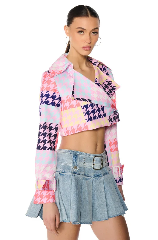 Blazers in pastel shades soften any look -BLEEKER STREET HOUNDSTOOTH PRINT CROP BLAZER