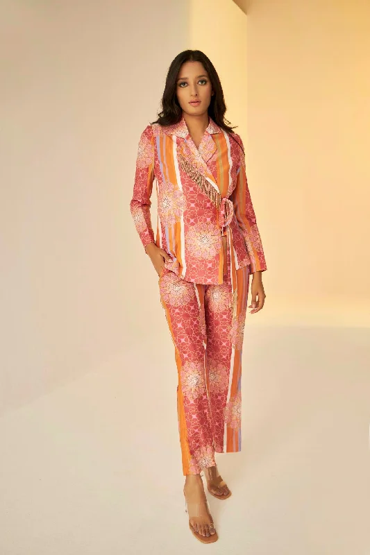 Rust-Wrap Jacket And Pants Set In Bukhara Print