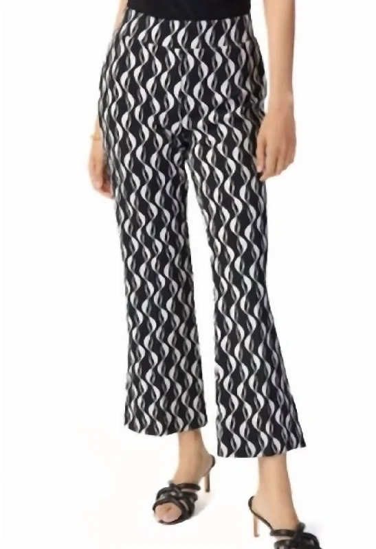 Tight trousers for women with belt loops and classic design for versatile look -Geometric Print In Black