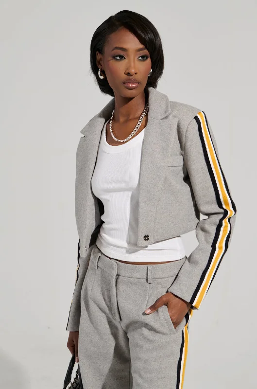 Single-breasted blazers for sleek lines impress -STAY WITH ME CROPPED BLAZER