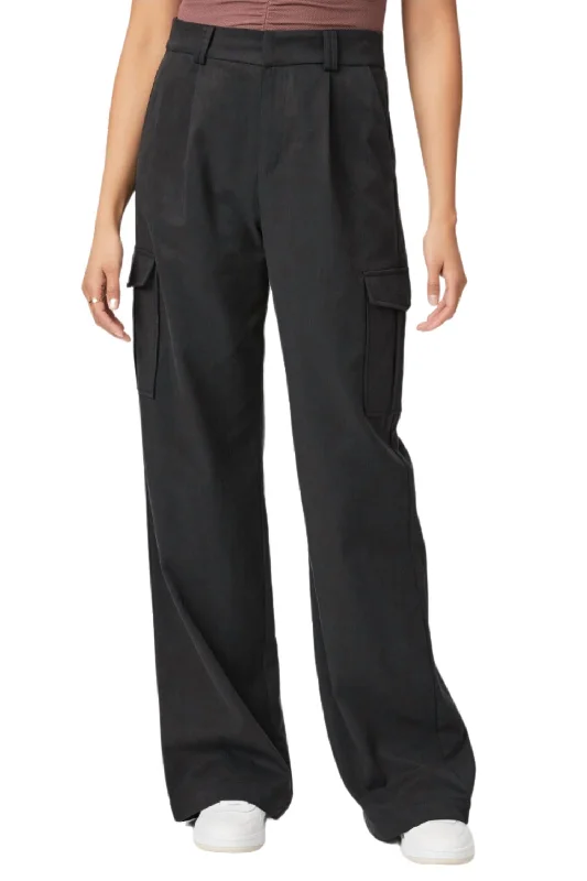 Relaxed fit tight trousers for men with stretch material for comfort and ease -Nashville Pant In Black